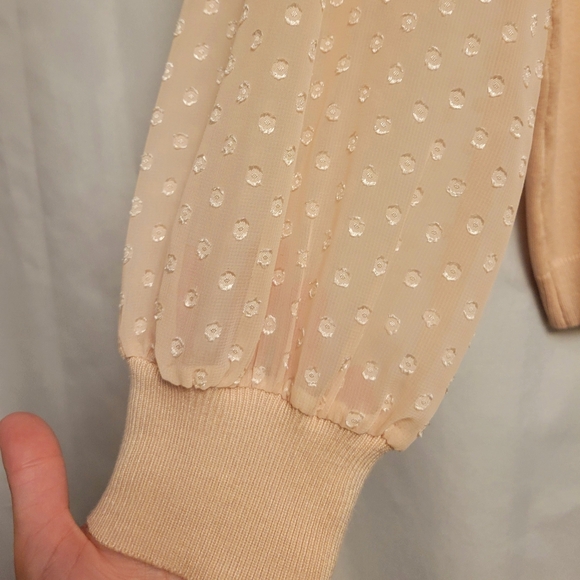 Adrianna Papell V-Neck Sweater Womens Medium Clip Dot Chiffon Sleeve Feminine - Picture 2 of 11